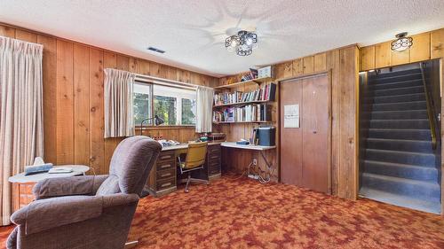 600 Knighton Road, Kimberley, BC - Indoor Photo Showing Office