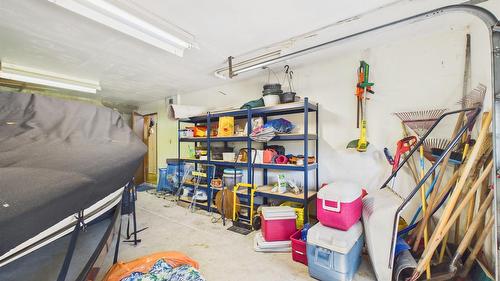 600 Knighton Road, Kimberley, BC - Indoor Photo Showing Garage