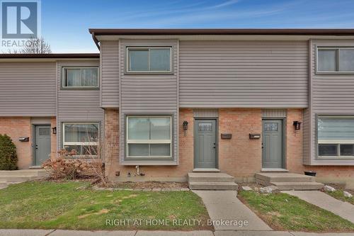 8 - 253 TAYLOR STREET  London East (East C), ON N5Y 2J6