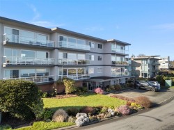 #305-1270 Beach Dr Oak Bay, BC V8S 2N3