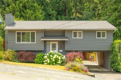 525 Doreen Pl Nanaimo, BC V9T 4S1