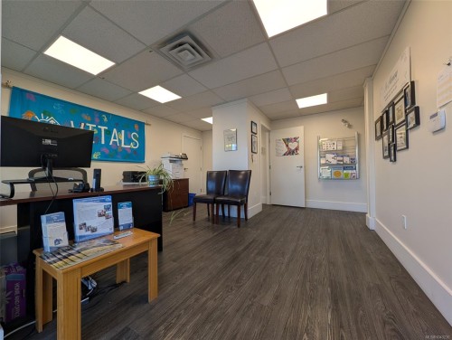 #D-156 Government St, Duncan, BC 