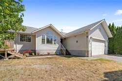 1730 Jingle Pot Rd Nanaimo, BC V9R 6H1