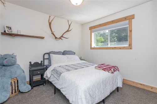 6535 Wicks Rd, Duncan, BC 