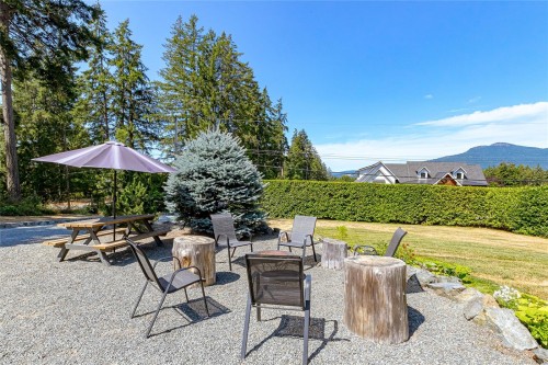 6535 Wicks Rd, Duncan, BC 