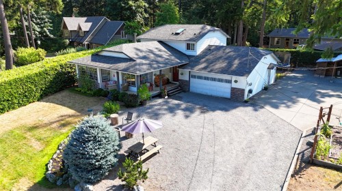 6535 Wicks Rd, Duncan, BC 