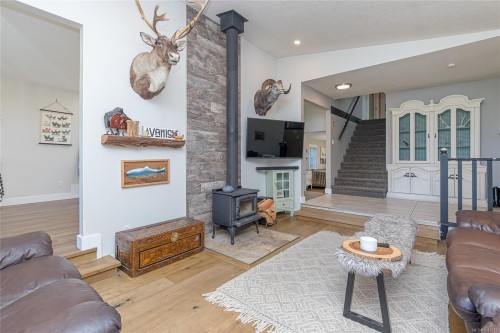 6535 Wicks Rd, Duncan, BC 