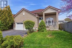 210 HAWTHORNE ROAD  London North (North E), ON N6G 5A2