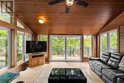 30 SPARROW ROAD Seguin, ON P0C 1J0