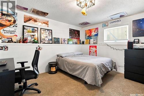 547 Bayview Terrace, Saskatoon, SK - Indoor Photo Showing Bedroom
