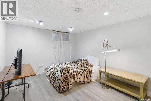 322 U Avenue N, Saskatoon, SK - Indoor Photo Showing Bedroom