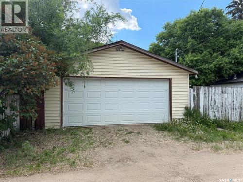322 U Avenue N, Saskatoon, SK - Outdoor