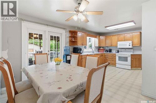 322 U Avenue N, Saskatoon, SK - Indoor