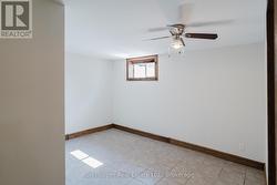 Lower Bedroom 2 - 