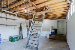 Garage - 