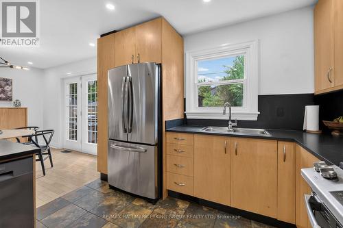 20 Belgrave Road, Ottawa, ON - Indoor Photo Showing Kitchen With Double Sink