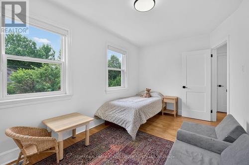 20 Belgrave Road, Ottawa, ON - Indoor Photo Showing Bedroom