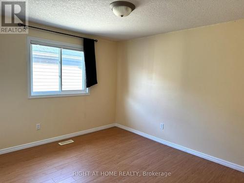 252 Lemon Grass Crescent, Kitchener, ON - Indoor Photo Showing Other Room