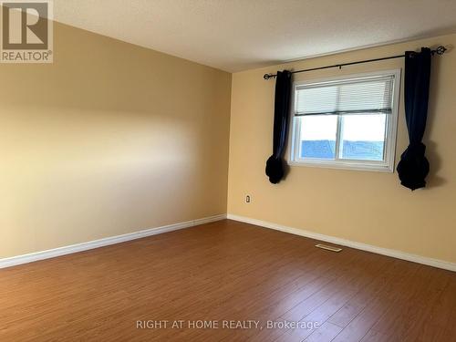 252 Lemon Grass Crescent, Kitchener, ON - Indoor Photo Showing Other Room