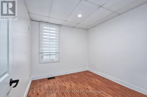 10 Pegler Street, London East (East L), ON - Indoor Photo Showing Other Room