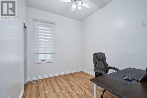 10 Pegler Street, London East (East L), ON - Indoor Photo Showing Office