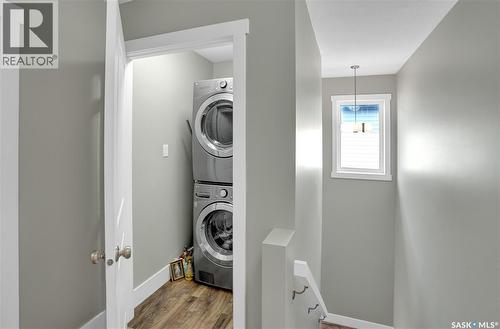 1049 Maplewood Drive, Moose Jaw, SK - Indoor Photo Showing Laundry Room