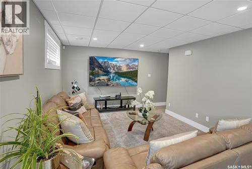1049 Maplewood Drive, Moose Jaw, SK - Indoor