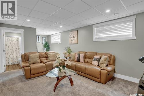 1049 Maplewood Drive, Moose Jaw, SK - Indoor
