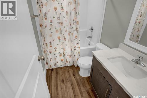 1049 Maplewood Drive, Moose Jaw, SK - Indoor Photo Showing Bathroom