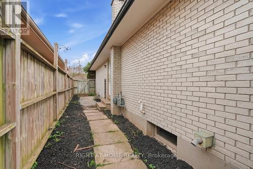 68 Talavera Crescent, London East (East I), ON - Outdoor With Exterior