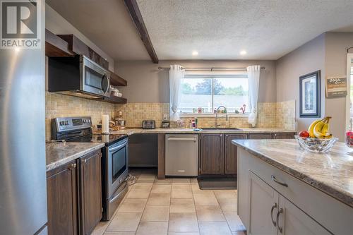 3810 Queen St E, Sault Ste. Marie, ON - Indoor Photo Showing Kitchen