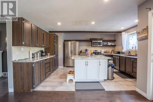 3810 Queen St E, Sault Ste. Marie, ON - Indoor Photo Showing Kitchen