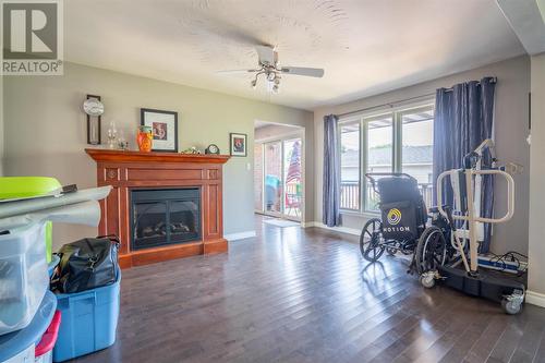 3810 Queen St E, Sault Ste. Marie, ON - Indoor Photo Showing Living Room With Fireplace