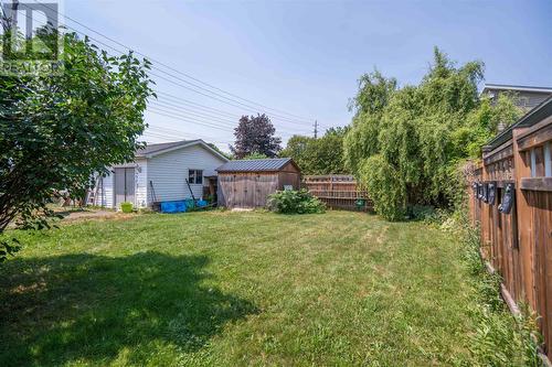 3810 Queen St E, Sault Ste. Marie, ON - Outdoor