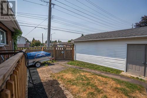 3810 Queen St E, Sault Ste. Marie, ON - Outdoor