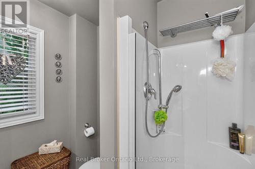 224 Tiny Beaches Road S Road, Tiny, ON - Indoor Photo Showing Bathroom
