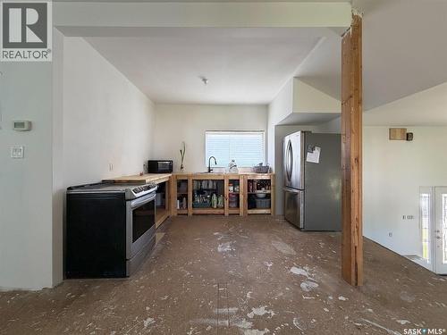 295 Ensign Street, Pennant, SK - Indoor