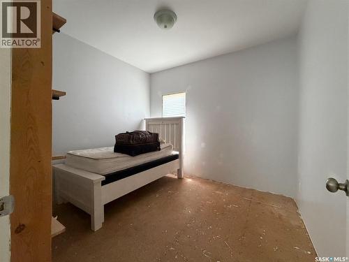 295 Ensign Street, Pennant, SK - Indoor Photo Showing Bedroom