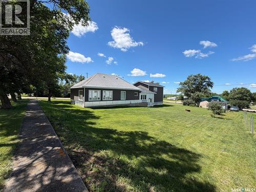 295 Ensign Street, Pennant, SK - Outdoor