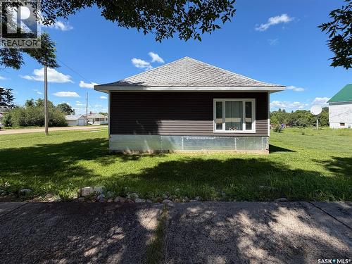 295 Ensign Street, Pennant, SK - Outdoor