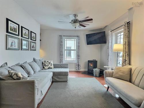 355 Queen Street, Truro, NS - Indoor Photo Showing Living Room With Fireplace