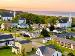 16 Forest Street  Inverness, NS B0E 1N0