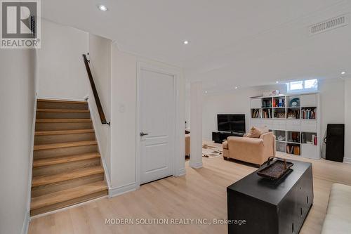 44 Bendamere Crescent, Markham, ON - Indoor