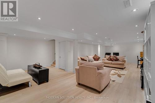 44 Bendamere Crescent, Markham, ON - Indoor