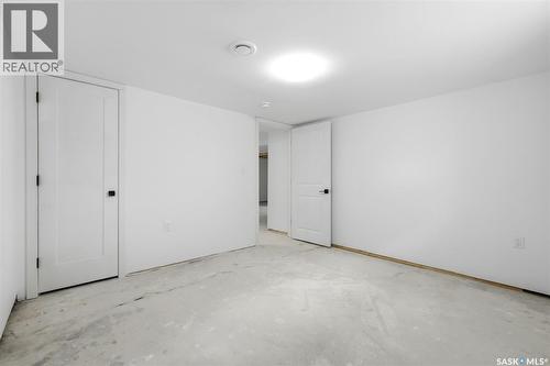 1601 Lacon Street, Regina, SK - Indoor Photo Showing Garage