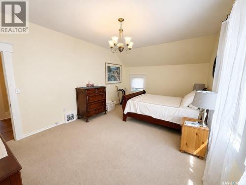 205 3Rd Avenue, Harris, SK - Indoor Photo Showing Bedroom