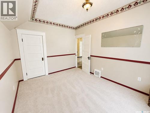 205 3Rd Avenue, Harris, SK - Indoor Photo Showing Other Room