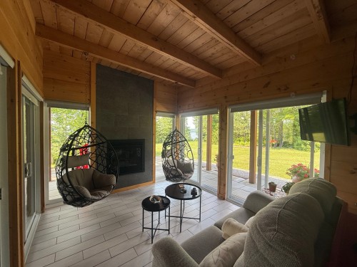 Living Room - 741 Ch. De Moffet-Latulipe, Moffet, QC - Indoor Photo Showing Living Room With Fireplace