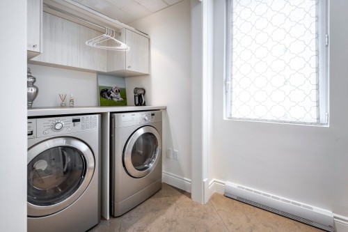 Laundry - 17E-1650 Rue Sherbrooke O., Montréal (Ville-Marie), QC - Indoor Photo Showing Laundry Room