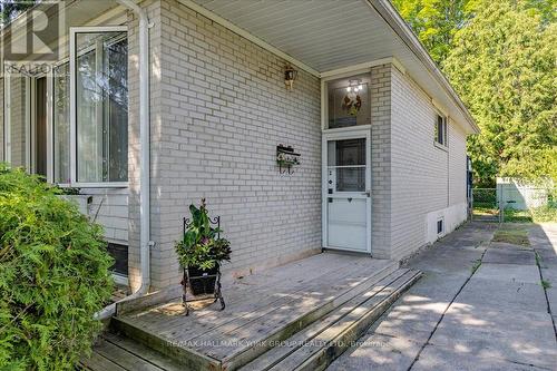 2 Corbett Crescent, Aurora, ON - Outdoor With Exterior